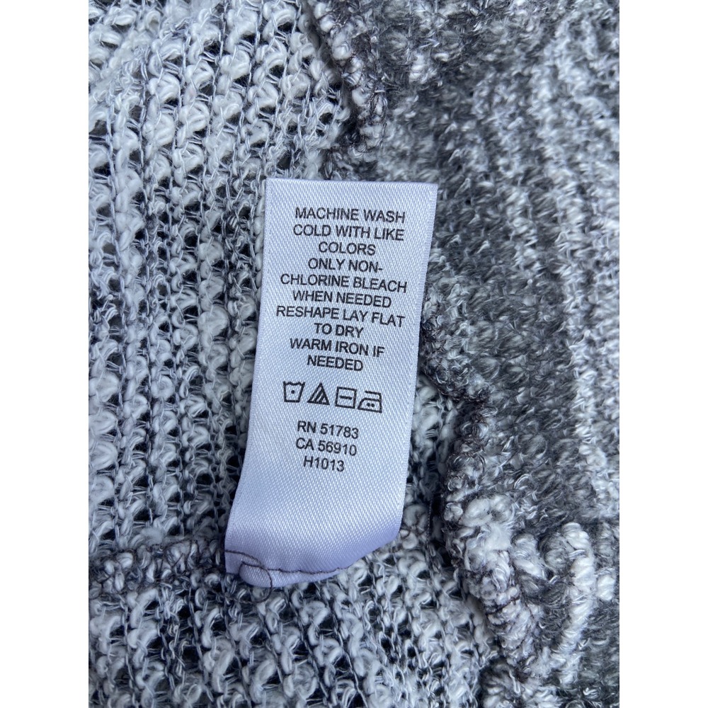 Maurices Womens Grey White Geometric Tribal Open Front Cardigan Sweater Small - Picture 5 of 6